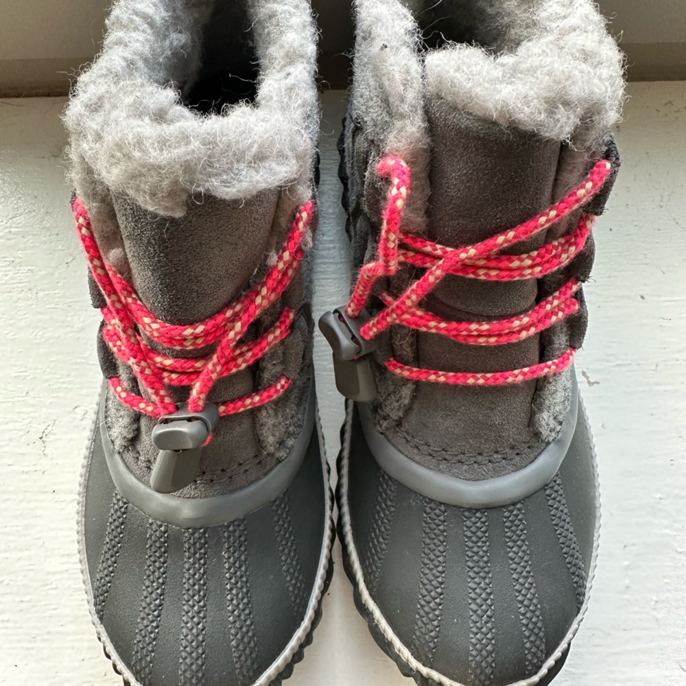 Kids sorel boots